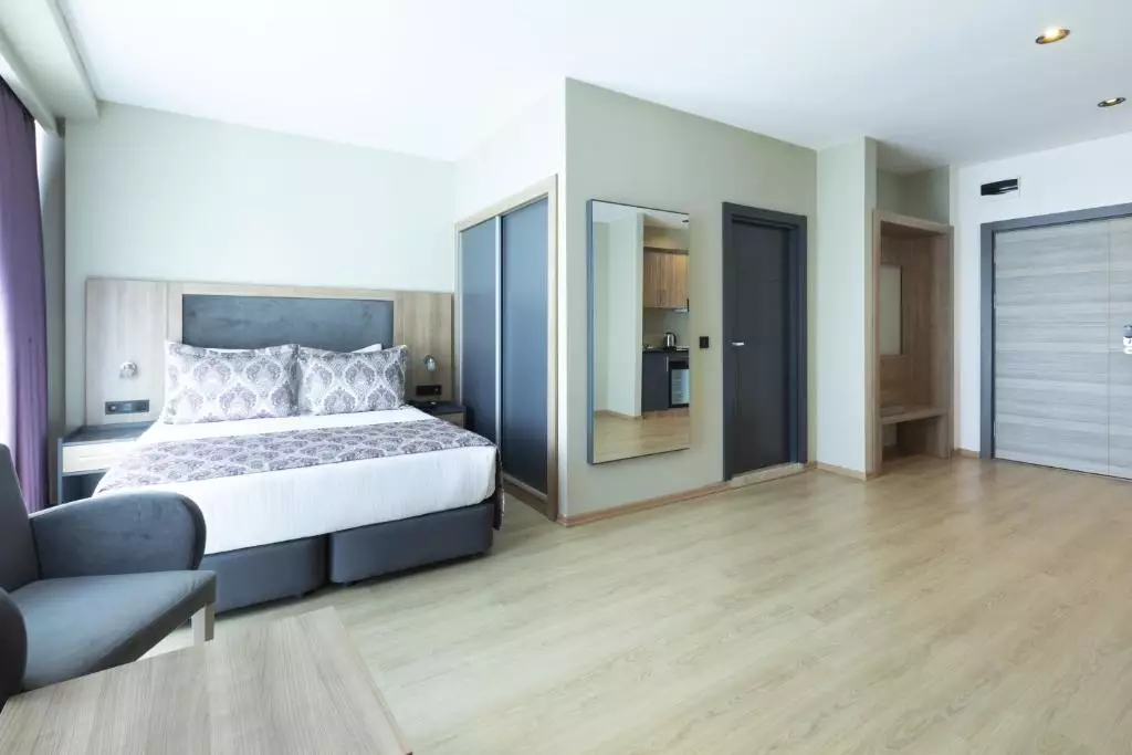 Euphoria Apartments